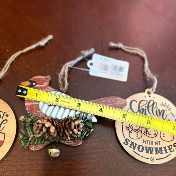 Set Of 3 Wooden Holiday Ornaments With Cardinal & Festive Messages wine snowmen - Picture 4 of 5